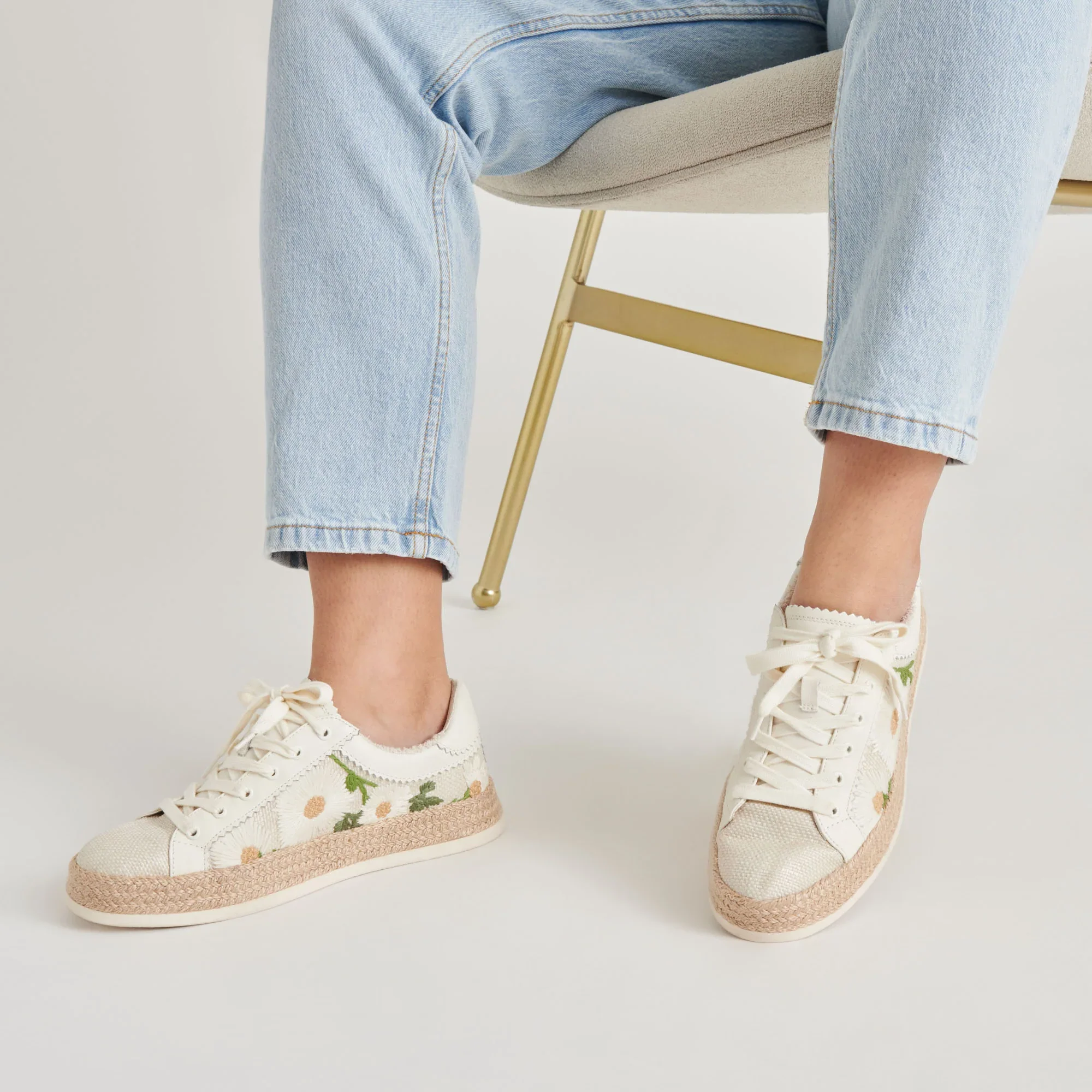 AZALIA WHITE FLORAL RAFFIA - Image 5
