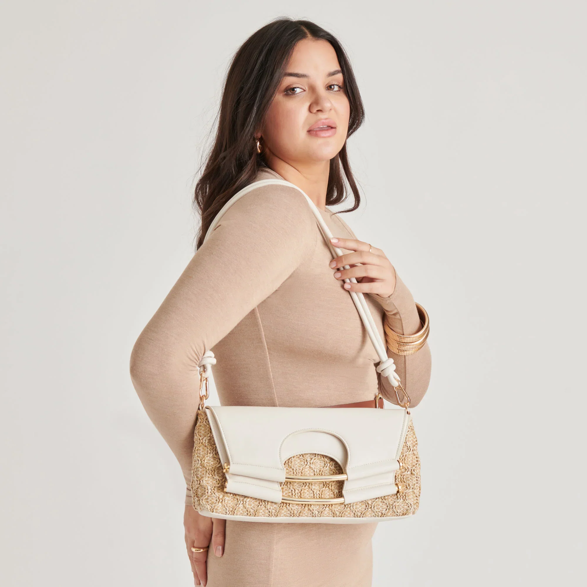 BIANCA-F WHITE - Image 5