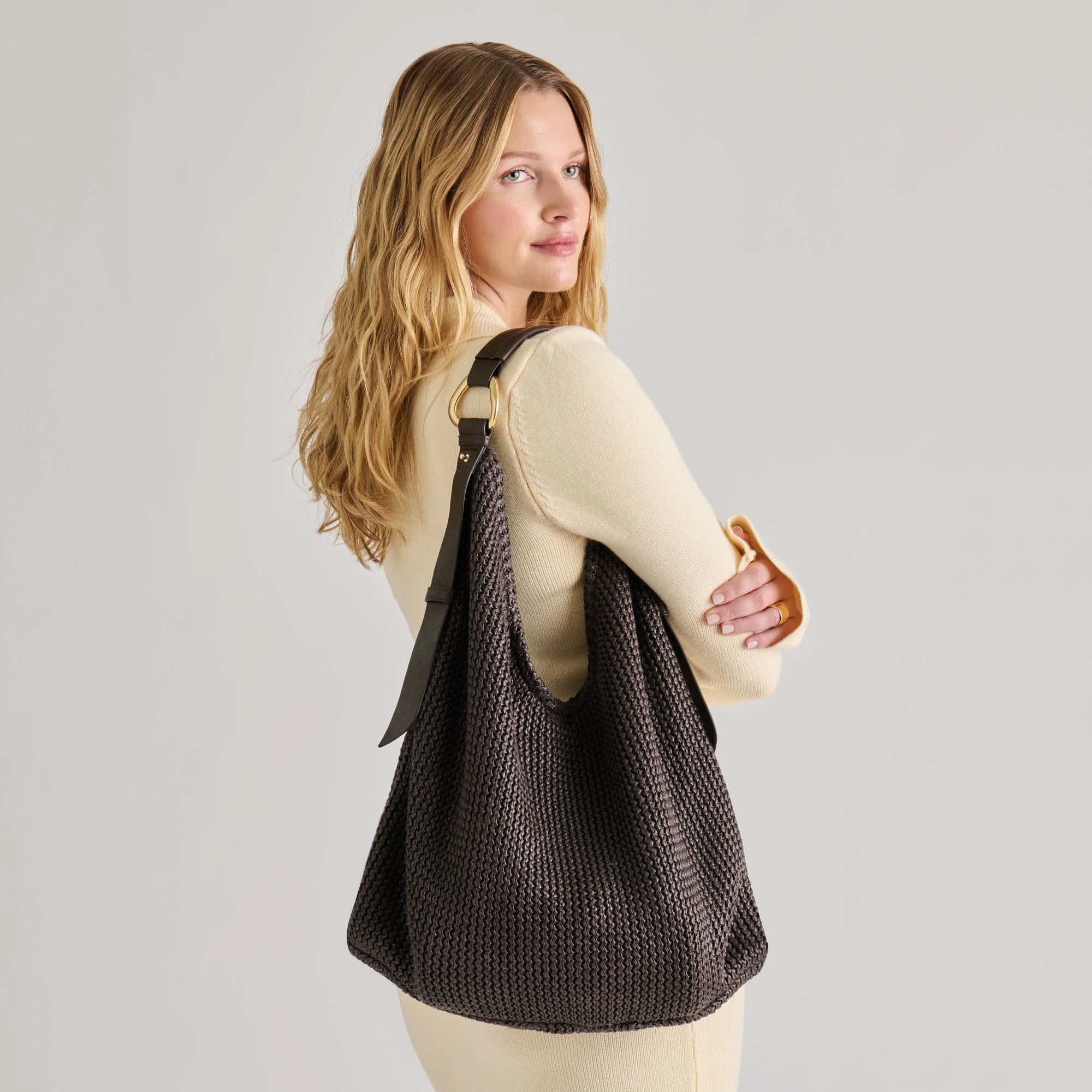 MIRIEL CHOCOLATE RAFFIA - Image 2