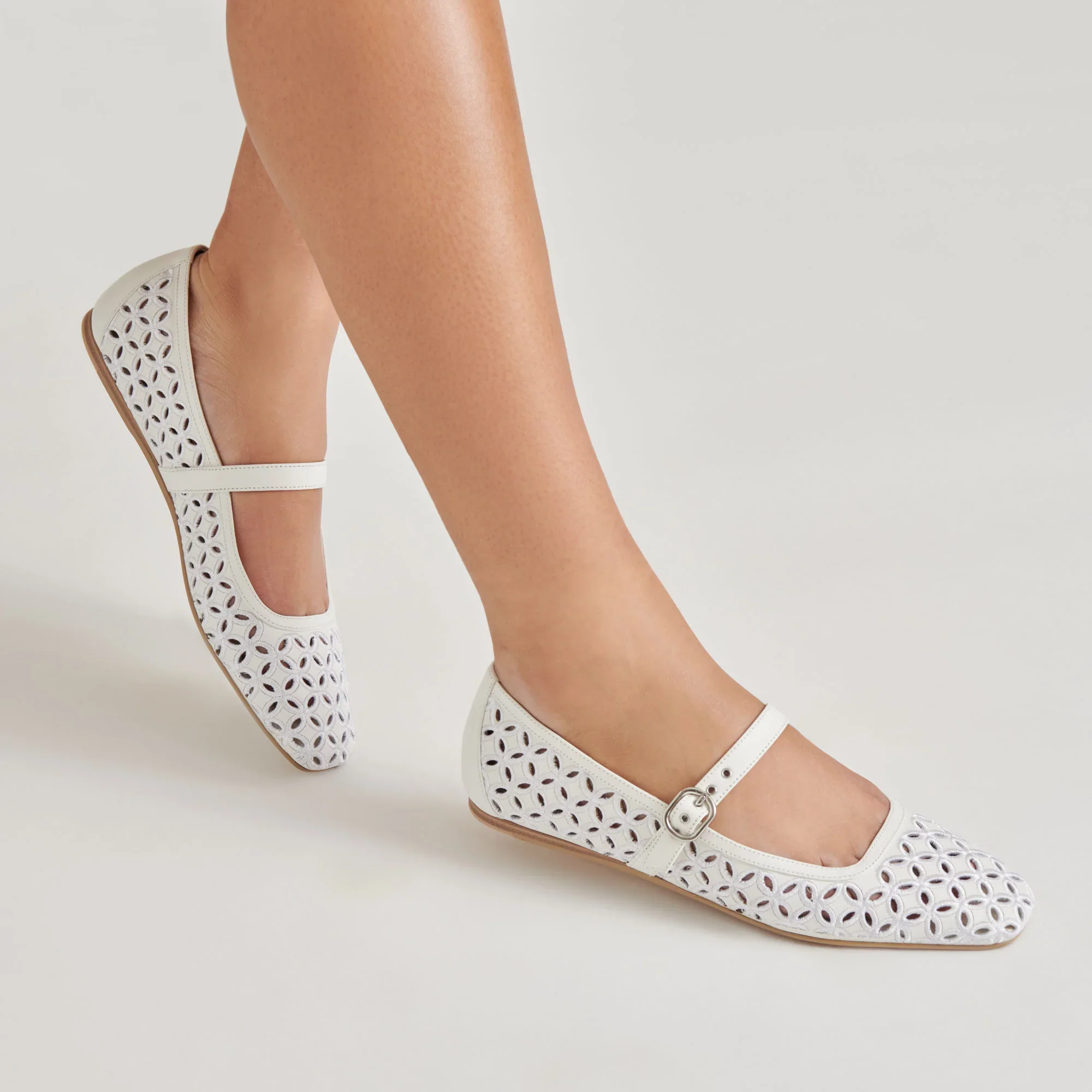 RODNI EYELET PERF TRUE WHITE LEATHER - Image 5