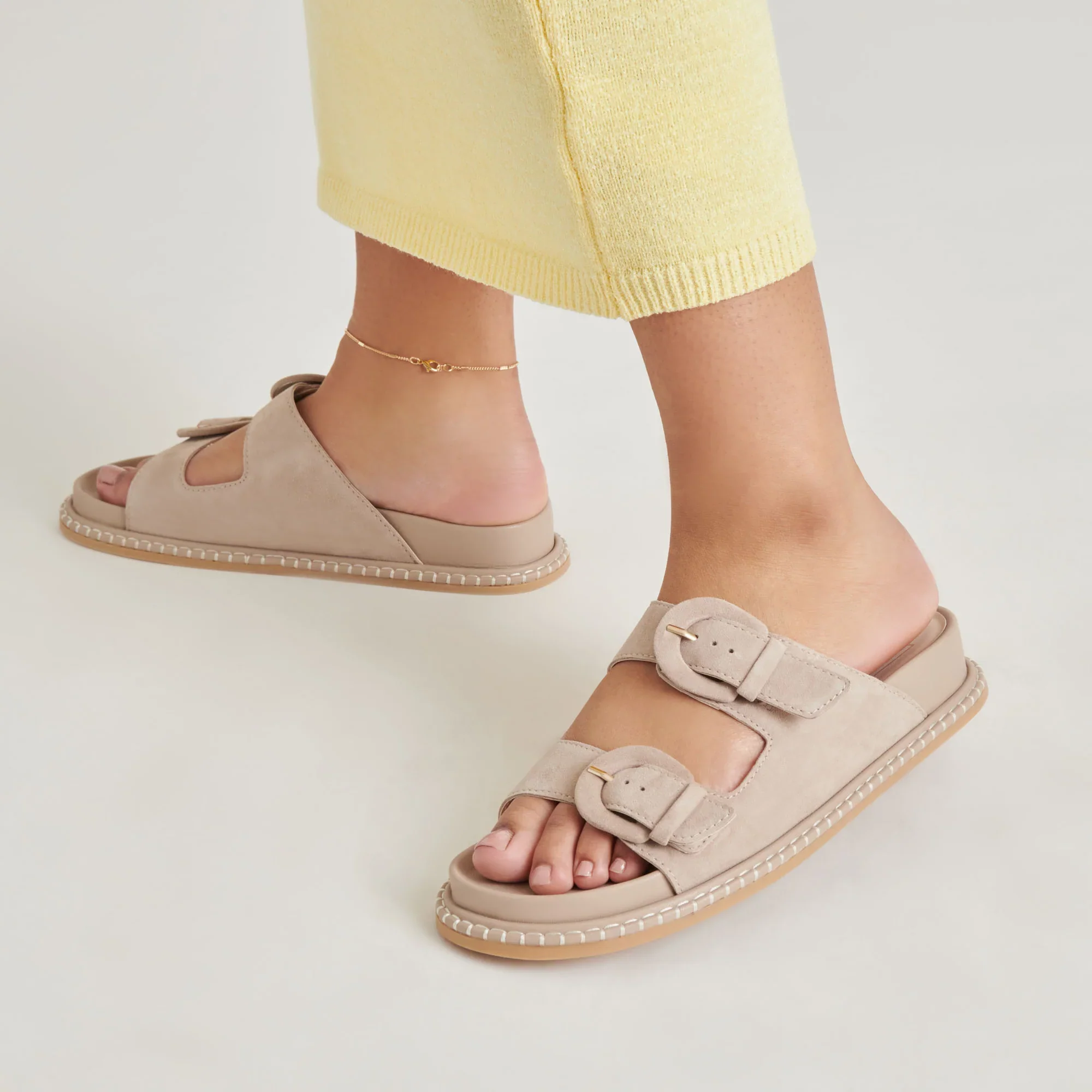 SHAUNY DK TAUPE SUEDE - Image 3