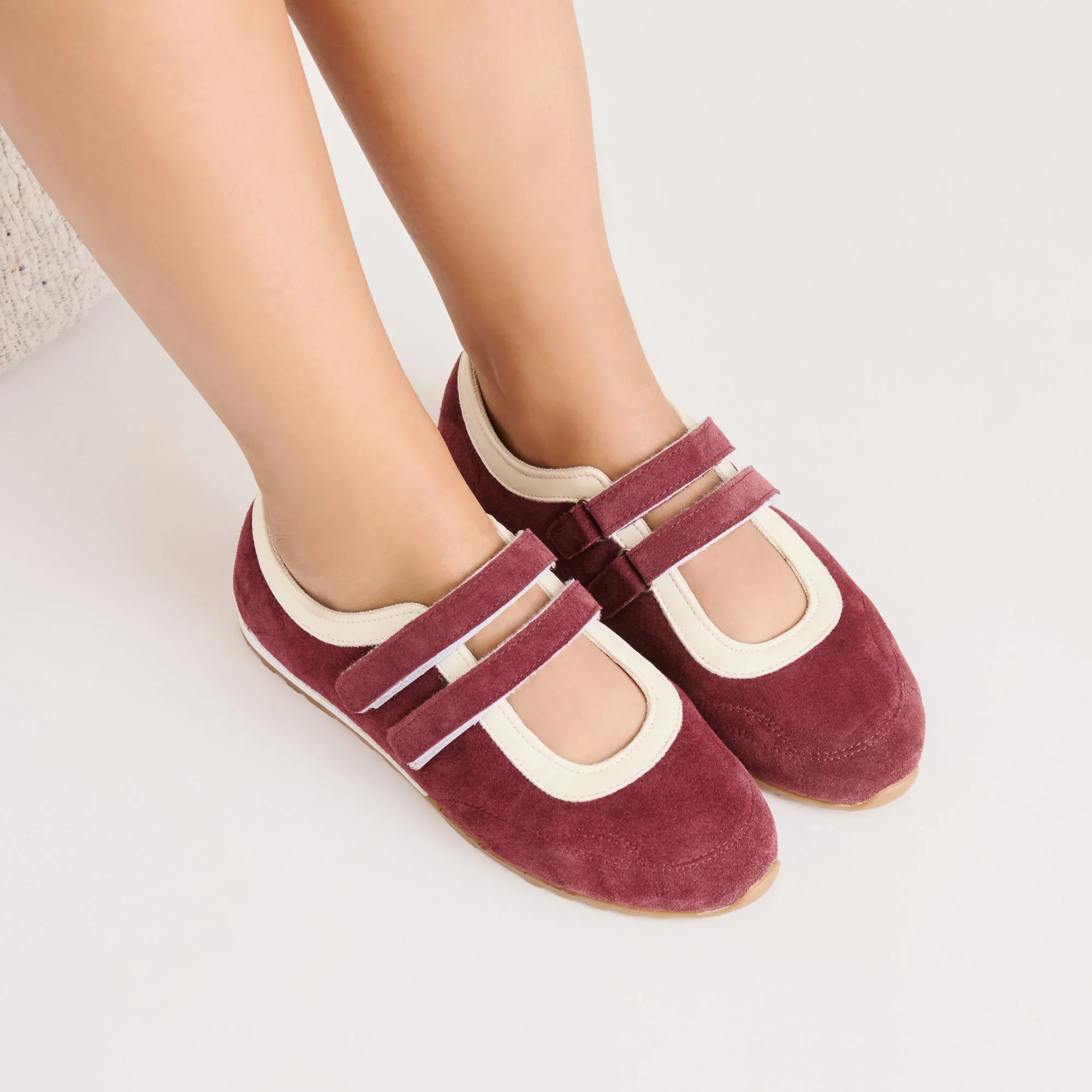 SWAN BURGUNDY SUEDE - Image 2